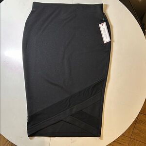 Elegant Black Pencil Skirt